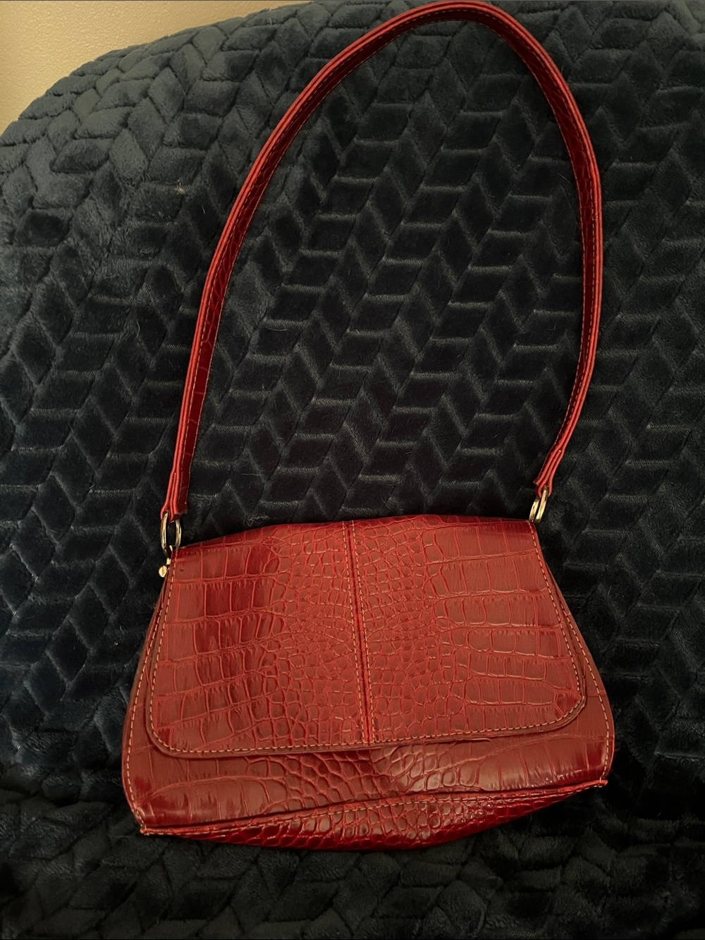 Liz Claiborne Red Croc-Embossed Shoulder Bag with Flap